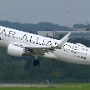 Lufthansa - Airbus A320-214 (WL) - D-AIUA/Köthen (Anhalt) "Star Alliance" Livery<br />DUS - PArkhaus P7 - 17.8.2021