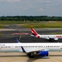 Condor - Boeing 757-330(WL) - D-ABOI mit "Herz" Logo blau<br />HOP! - Embraer ERJ-170STD - F-HBXA<br />DUS - Besucherterrasse - 5.6.2019