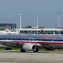 American Airlines - Boeing 737-823<br />ORD - Terminal - 8.10.2015