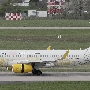 Vueling - Airbus A320-232 (WL) - EC-MNZ "Vueling Loves Barcelona" special colours<br />DUS - Parkhaus P7 - 12.4.2022 - 14:38
