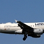 Lufthansa - Airbus A319-112 - D-AIBE "Schönefeld"<br />DUS - Lohausen Brücke - 16.4.2019